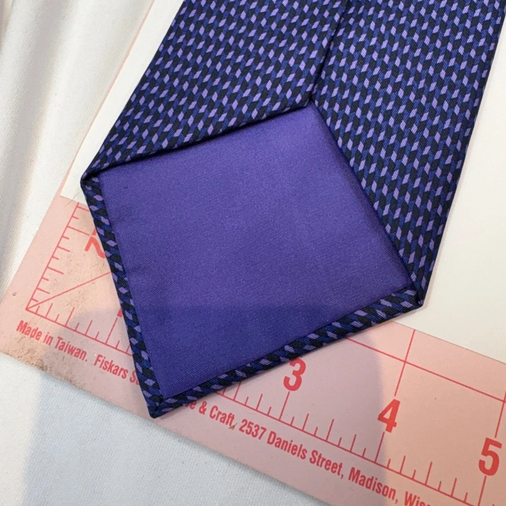 St Bernard Mens Silk Necktie Purple Blue Geometric‎ Diamond Pattern 0966271